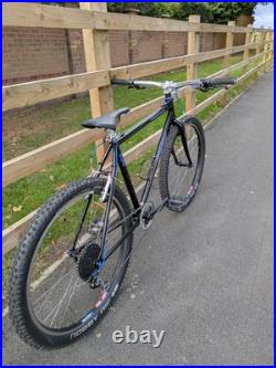 1991 Trek 930 Retro Singletrack Mountain Bike 19 Inch Frame Complete Rebuild 1991 Trek 930 Retro Singletrack Mountain Bike 19 Inch Frame Complete Rebuild