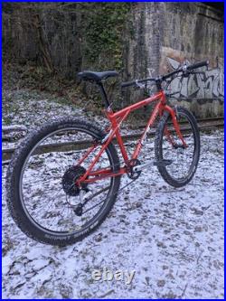 1993 GT OUTPOST Retro Mountain Bike 26 Wheels 16.5 Frame Excellent Condition