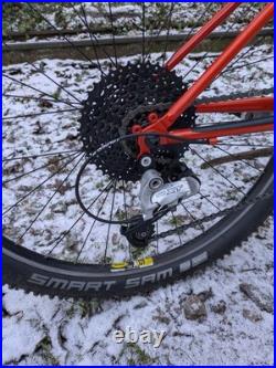 1993 GT OUTPOST Retro Mountain Bike 26 Wheels 16.5 Frame Excellent Condition