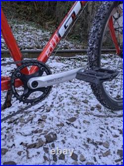 1993 GT OUTPOST Retro Mountain Bike 26 Wheels 16.5 Frame Excellent Condition