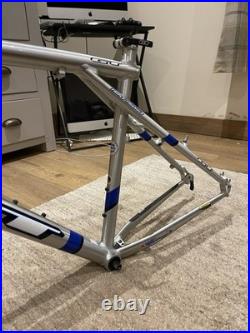 2001 GT Zaskar Frame Set Stored for Over 20 Years Original Decals Retro Vintage