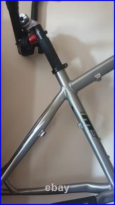 2006 Specialized Stumpjumper M5 Frame MTB. Used excellent condition
