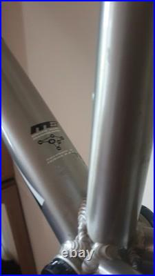 2006 Specialized Stumpjumper M5 Frame MTB. Used excellent condition