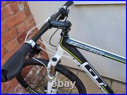 2013 GT Zaskar 29 wheels Hyd. Disc, 51cm frame 10 to 1 hardtail mountain bike