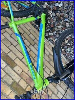 2024 Bergamont Revox 2.0 Excellent condition 29 Wheels Medium Frame