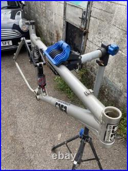 49cm Diamondback S10 Full Sus Frame For Use With 26 Disc Brake Wheel 1 1/8 BSA 49cm Diamondback S10 Full Sus Frame For Use With 26 Disc Brake Wheel 1 1/8 BSA