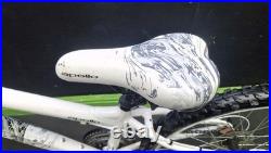 Apollo Craze Mountain Bike 24in Wheels 13in Frame Front Suspension Disc Brakes