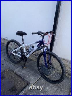 Apollo Evade Mountain Bike Unisex 26 Wheels 14 Frame