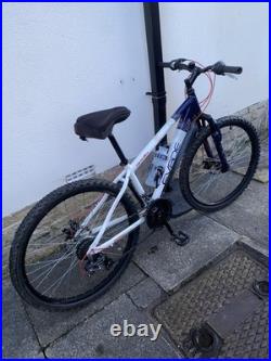 Apollo Evade Mountain Bike Unisex 26 Wheels 14 Frame Apollo Evade Mountain Bike Unisex 26 Wheels 14 Frame