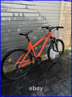 BTWIN Rockrider 340 hardtail mountain bike -frame L/M cash collection Manchester BTWIN Rockrider 340 hardtail mountain bike -frame L/M cash collection Manchester