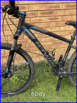 BTWIN Rockrider 520 Mountain Bike Small Frame