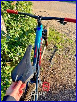 Bargain Trek Slash 8 Aluminium 2021 Medium/ Large Frame 2