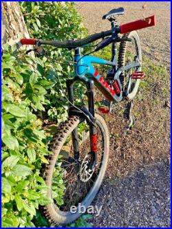 Bargain Trek Slash 8 Aluminium 2021 Medium/ Large Frame 2