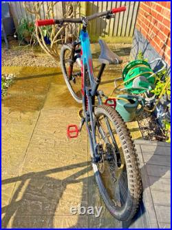 Bargain Trek Slash 8 Aluminium 2021 Medium/ Large Frame 2