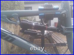 Bird Aeris AM9 Frame Size M/L Bird Aeris AM9 Frame Size M/L