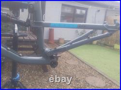 Bird Aeris AM9 Frame Size M/L Bird Aeris AM9 Frame Size M/L