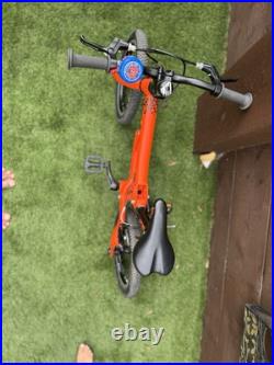 Black Mountain Pinto 3-in-1 Kids' Bike Balance Bike to Pedals to Extended Frame Black Mountain Pinto 3-in-1 Kids' Bike Balance Bike to Pedals to Extended Frame