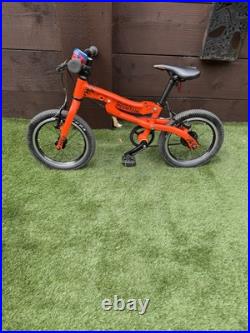 Black Mountain Pinto 3-in-1 Kids' Bike Balance Bike to Pedals to Extended Frame Black Mountain Pinto 3-in-1 Kids' Bike Balance Bike to Pedals to Extended Frame