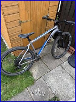 Boardman MHT 8.8 Men's Mountain Bike / Silver grey / Extra Large 20 frame BRILL