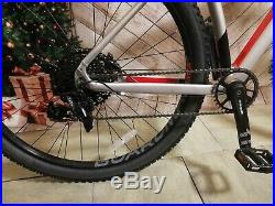 Boardman MHT 8.8 Mens MTB Mountain Bike Alloy Frame 12 Gears 29 Wheels 18 Fra