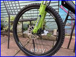 Boss Vortex G18 HT Mountain Bike Bicycle Boys/Men's Green/Blue 12+ Years