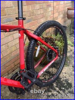 Calibre Rake Mountain Bike MTB Hardtail 29 inch Wheels L Size Frame Calibre Rake Mountain Bike MTB Hardtail 29 inch Wheels L Size Frame