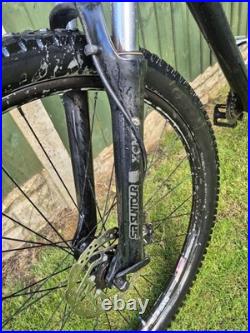 Cannondale Trail 7 Mountain Bike Unisex Hard Tail Small Frame 27.5 Inch Wheels Cannondale Trail 7 Mountain Bike Unisex Hard Tail Small Frame 27.5 Inch Wheels