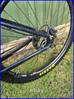 Cannondale Trail 7 Mountain Bike Unisex Hard Tail Small Frame 27.5 Inch Wheels Cannondale Trail 7 Mountain Bike Unisex Hard Tail Small Frame 27.5 Inch Wheels