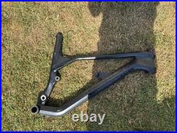 Canyon Spectral AL 2019 Front Triangle Size Large Category 4 Frame Part +bolts