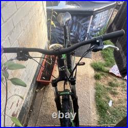 Carrera Hellcat 29 Mountain Bike 20 Frame Mechanical Disc Brakes Black/Green