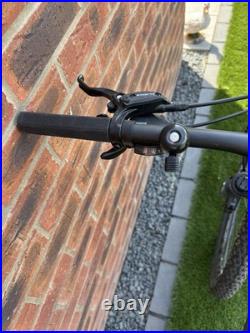 Carrera Hellcat 29in Mountain Bike 20in Frame Hardtail Disc Brakes Black/Blue