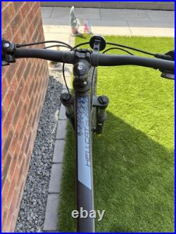 Carrera Hellcat 29in Mountain Bike 20in Frame Hardtail Disc Brakes Black/Blue