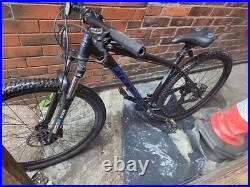 Carrera Hellcat Mens Medium Frame Mountain Bike Great Condition