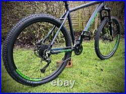 Carrera Kraken Men's Mountain Bike 20-inch Frame 27.5 Wheel Black And Green