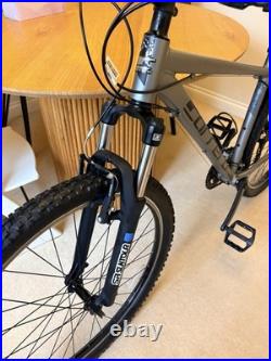 Carrera Valour Men's MTB 27.5in 18in M Frame V-Brake Front Sus Grey