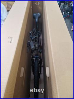 Carrera Valour Mens Mountain Bike X Small 14'' Frame Grey (Missing Tools) A Carrera Valour Mens Mountain Bike X Small 14'' Frame Grey (Missing Tools) A
