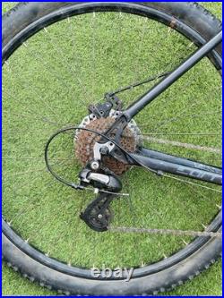 Carrera Vengeance 27.5 Mountain Bike 20 Frame Shimano Altus Minor TLC Carrera Vengeance 27.5 Mountain Bike 20 Frame Shimano Altus Minor TLC