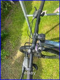 Carrera Vengeance 27.5in MTB M Frame 16spd Mech Disc Front Sus Grey/Purple