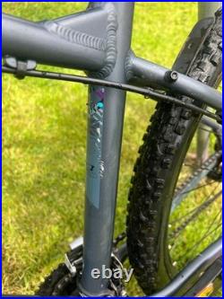 Carrera Vengeance 27.5in MTB M Frame 16spd Mech Disc Front Sus Grey/Purple