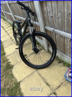 Carrera Vengeance 27.5in Mountain Bike 18in Frame Front Suspension Disc Brakes