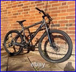 Carrera Vengeance LTD Mountain Bike 27.5 Wheels 20 Frame Disc- Ready to Ride