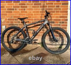 Carrera Vengeance LTD Mountain Bike 27.5 Wheels 20 Frame Disc- Ready to Ride