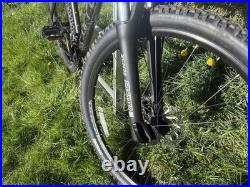 Carrera Vengeance Men's Mountain Bike 27.5 Wheels, Medium Frame