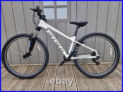 Carrera Vengeance Mountain Bike 27.5 White 14 Frame Excellent Condition