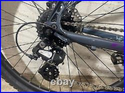 Carrera Vengence 27.5 Hybrid / Mountain bike 14 frame