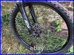 Carrera Vulcan 6061 T6 Medium Frame 27.5 Inch Mountain Bike