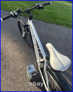 Carrera Vulcan Women's / Youth Hardtail Mountain Bike Frame 16'' 26'' Wheels Carrera Vulcan Women's / Youth Hardtail Mountain Bike Frame 16'' 26'' Wheels