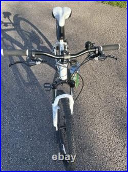 Carrera Vulcan Women's / Youth Hardtail Mountain Bike Frame 16'' 26'' Wheels Carrera Vulcan Women's / Youth Hardtail Mountain Bike Frame 16'' 26'' Wheels