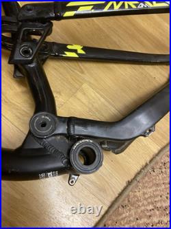 Commencal Meta AM V4 XL enduro/trail full suspension mountain bike frame