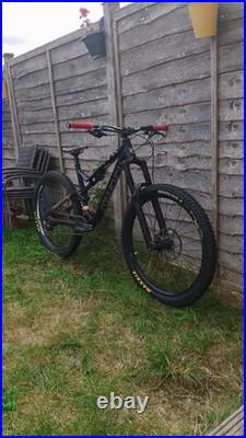 Commencal meta full suspension MTB size medium frame 27.5 inch wheels